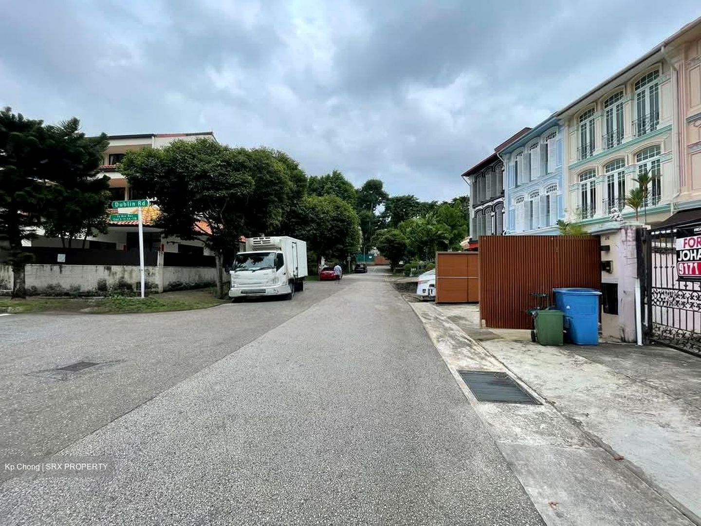 Orchard Road (D9), Terrace #573395391